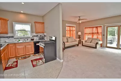  395 Shawnee Valley Drive, East Stroudsburg, PA 18302 - Photo 26