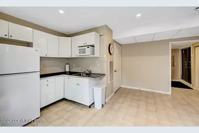  134 Skytop Road, Pocono Pines, PA 18350 - Photo 34