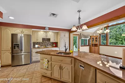  219 Lake Scranton Road, Scranton, PA 18505 - Photo 4
