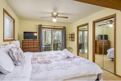  272 Penn Forest Trail, Albrightsville, PA 18210 - Photo 18