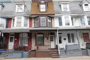 124 Schuylkill Ave, Tamaqua, PA 18252 - Photo 2