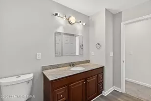 1073 West Side Dr, Newfoundland, PA 18445 - Photo 74