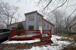 9193 Buttonwood Ct, Tobyhanna, PA 18466 - Photo 2