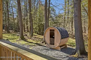 369 Sidney Ave, Pocono Summit, PA 18346 - Photo 28