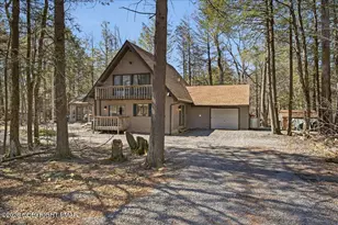 369 Sidney Ave, Pocono Summit, PA 18346 - Photo 2
