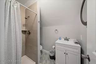 369 Sidney Ave, Pocono Summit, PA 18346 - Photo 24