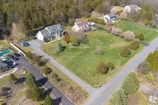 137 Old Kettle Ct, Stroudsburg, PA 18360 - Photo 40