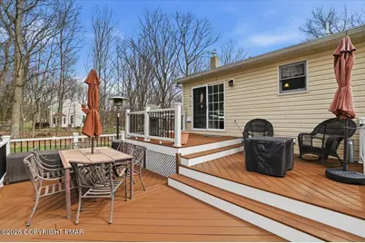  1177 N Rocky Mountain Drive, Effort, PA 18330 - Photo 6