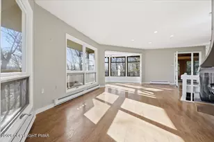 125 Big Bear Dr, Greentown, PA 18426 - Photo 8