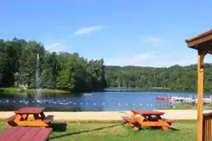 511 Lakeside Dr, East Stroudsburg, PA 18301 - Photo 32