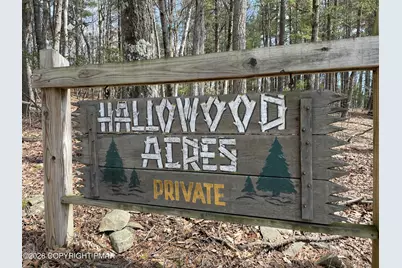  566 Hallowood Drive, East Stroudsburg, PA 18302 - Photo 12