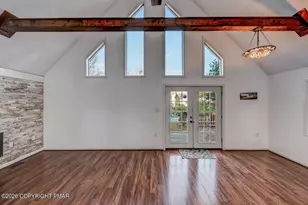 7550 Eagle Rock Dr, Tobyhanna, PA 18466 - Photo 6