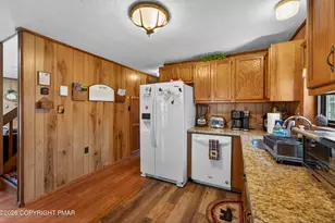 2038 Beaver Run Rd, Pocono Lake, PA 18347 - Photo 18