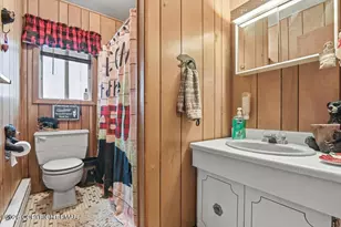 150 Tanglewood Dr, Greentown, PA 18426 - Photo 32