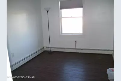  62 N 2nd Street, Stroudsburg, PA 18360 - Photo 18