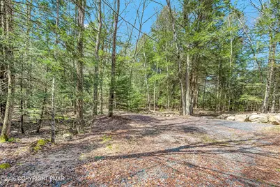  200 Onocop Drive, Pocono Lake, PA 18347 - Photo 10