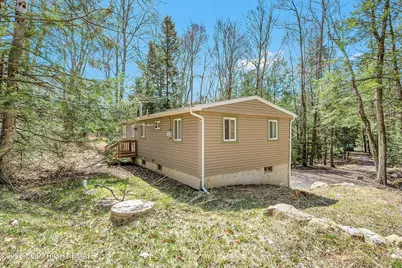  200 Onocop Drive, Pocono Lake, PA 18347 - Photo 8