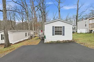 180 Bartion Ct, Bartonsville, PA 18321 - Photo 30