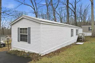 180 Bartion Ct, Bartonsville, PA 18321 - Photo 40