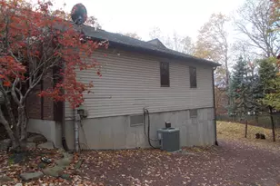 1241 Scotrun Dr, Scotrun, PA 18355 - Photo 34