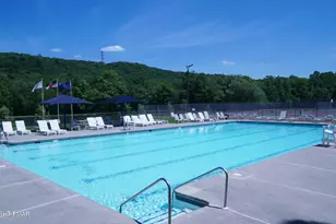 127 Dorchester Dr, Bushkill, PA 18324 - Photo 104