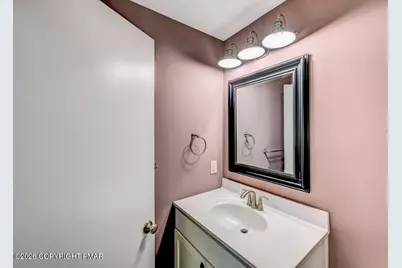  296 E Broad Street, East Stroudsburg, PA 18301 - Photo 46