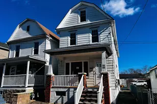 11 Laurel St, Edwardsville, PA 18704 - Photo 2