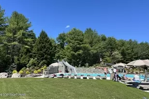 1065 Crestwoods Dr, Pocono Pines, PA 18350 - Photo 24