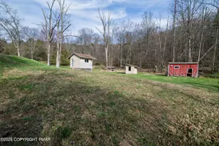 4043 Manor Dr, Stroudsburg, PA 18360 - Photo 36