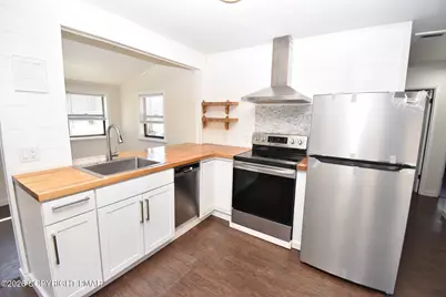  347 Country Place Drive, Tobyhanna, PA 18466 - Photo 4