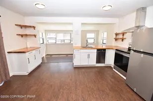 347 Country Pl Dr, Tobyhanna, PA 18466 - Photo 10