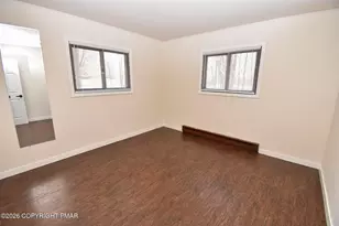 347 Country Pl Dr, Tobyhanna, PA 18466 - Photo 12