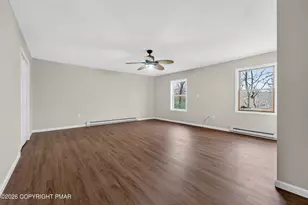 109 Summerton Cir, East Stroudsburg, PA 18301 - Photo 18