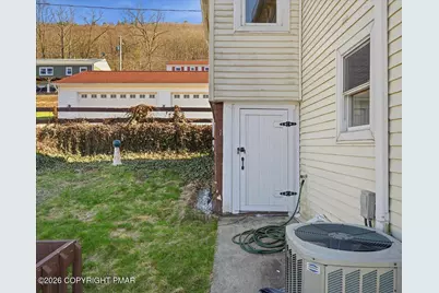  115 Spruce Street, Nesquehoning, PA 18240 - Photo 8