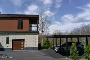130 Laurelbrook Dr, Bear Creek Township, PA 18702 - Photo 108