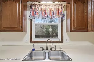 606 Rimrock Rd, Bartonsville, PA 18321 - Photo 8