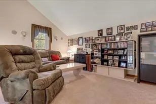 3310 Black Cherry Ct, Long Pond, PA 18334 - Photo 34