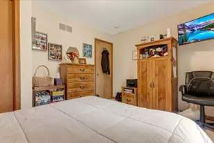 3310 Black Cherry Ct, Long Pond, PA 18334 - Photo 38