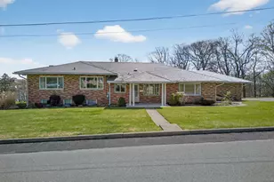 287 N 11th St, Bangor, PA 18013 - Photo 1