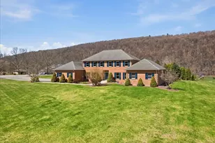 2506 Red Fox Ln, Stroudsburg, PA 18360 - Photo 62