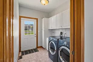 2506 Red Fox Ln, Stroudsburg, PA 18360 - Photo 14