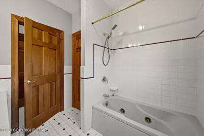  2506 Red Fox Lane, Stroudsburg, PA 18360 - Photo 16