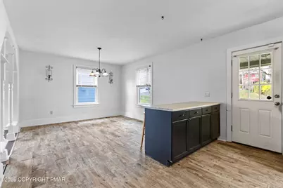  605 Wallace Street, Stroudsburg, PA 18360 - Photo 10