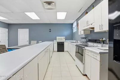  304 Drinker Turnpike, Covington Township, PA 18424 - Photo 54