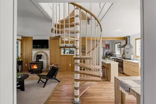 5306 Hummingbird Dr, Pocono Summit, PA 18346 - Photo 8