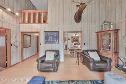  321 Clubhouse Drive, East Stroudsburg, PA 18302 - Photo 24