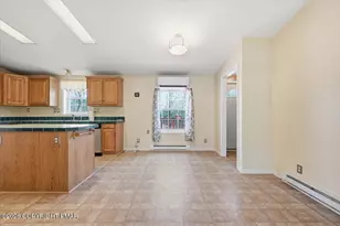 3124 Bluebird Dr, Bushkill, PA 18324 - Photo 10