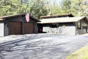290 King Arthur Rd, Pocono Lake, PA 18347 - Photo 6
