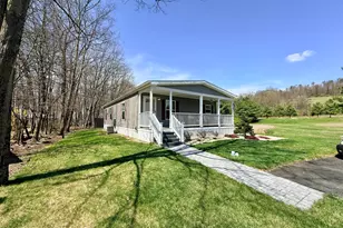 12 Spirit Ct, New Ringgold, PA 17960 - Photo 2