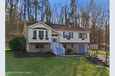  219 Highland Drive, Stroudsburg, PA 18360 - Photo 8